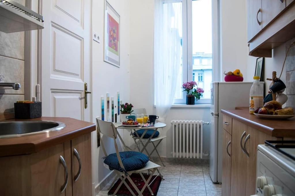 Gorgeous Flat Right Near The City Center Budapeşte Dış mekan fotoğraf