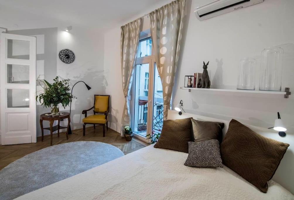 Gorgeous Flat Right Near The City Center Budapeşte Dış mekan fotoğraf
